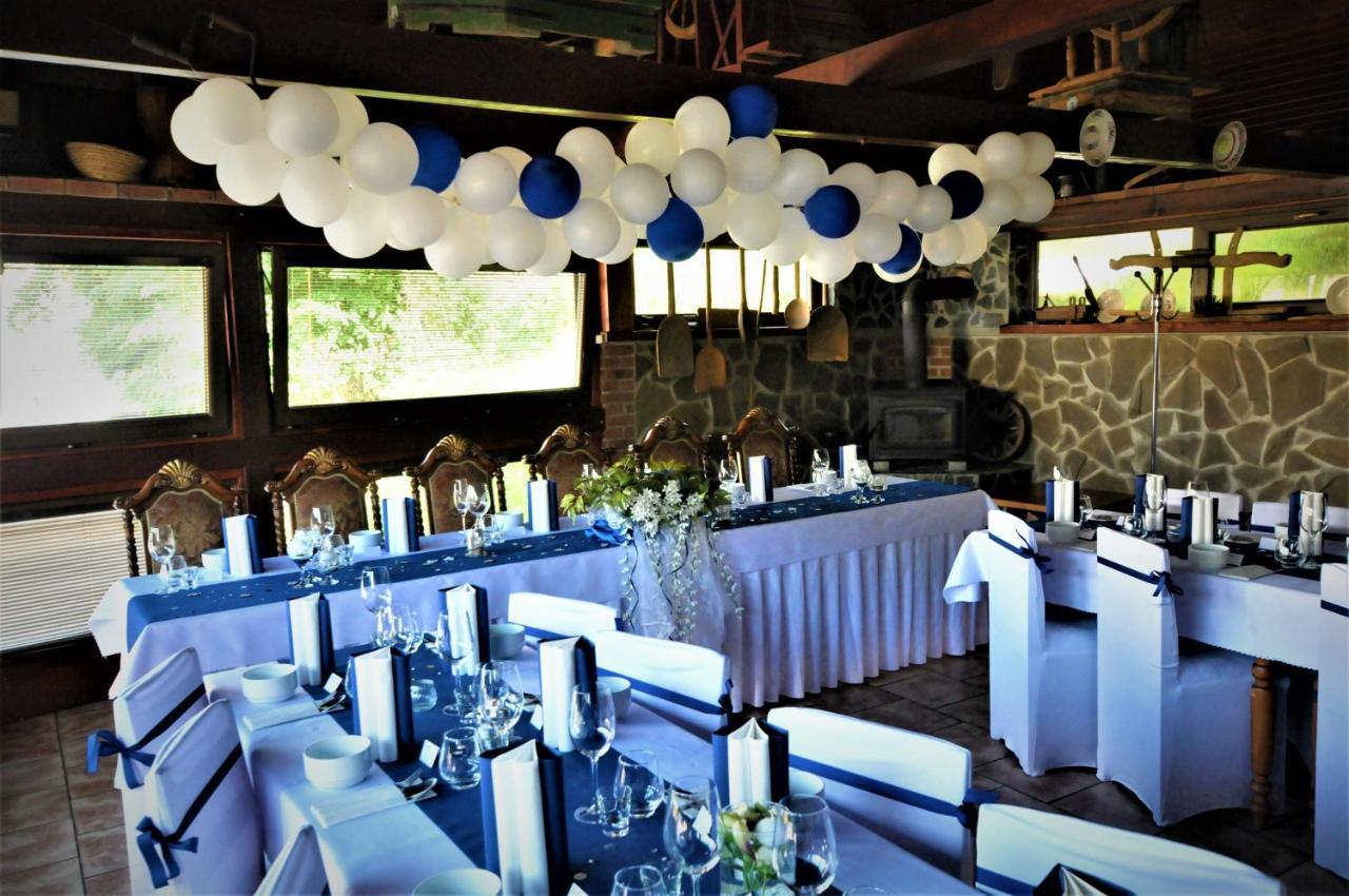 Restauracia Penzion Na Mlyne Stará Turá Kültér fotó