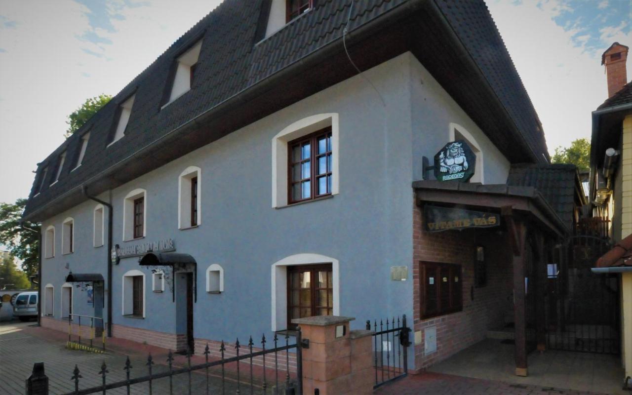 Restauracia Penzion Na Mlyne Stará Turá Kültér fotó